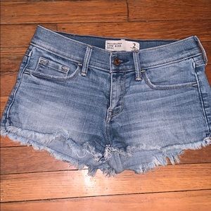 A&F low rise short
